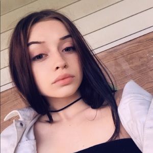 Meet your Posher, Alexandra